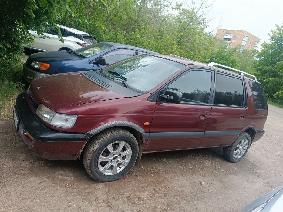 Mitsubishi Space Wagon
