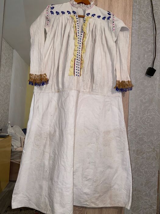 Автентични рокли от народна носия