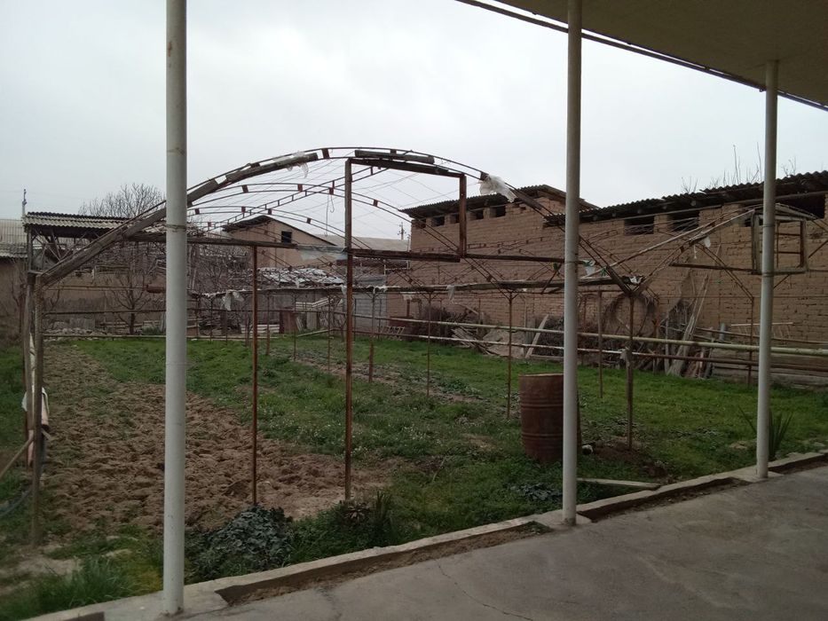 Parnik sotiladi 2 sotix