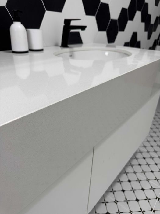 Compozit pentru blat de baie