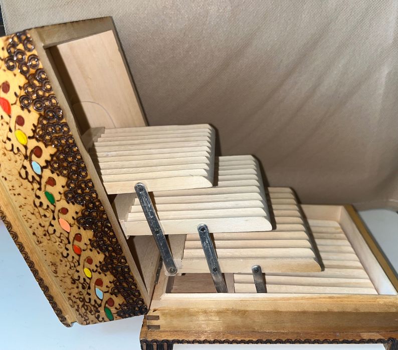 Дървена кутия за цигари от 80те години