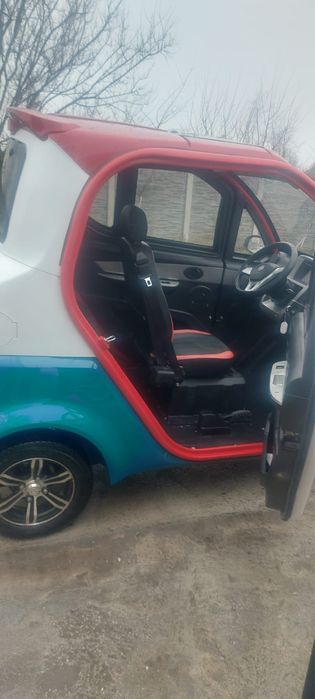 Masina electrica Kuba City