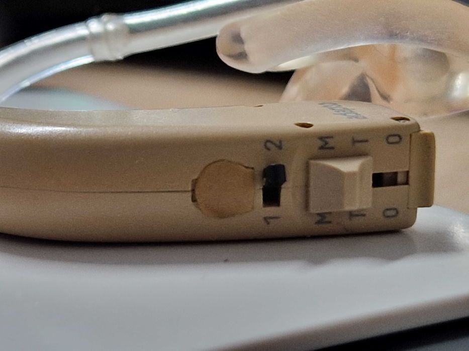 Aparat Auditiv OTICON Adapto, Denmark, Stanga.