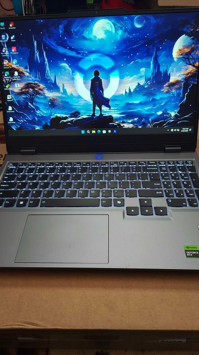 Laptop Lenovo Loq i5iax9-12450HX foarte bun si neuzat