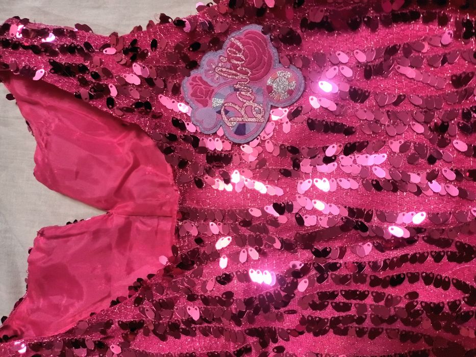 Продам платья на девочку