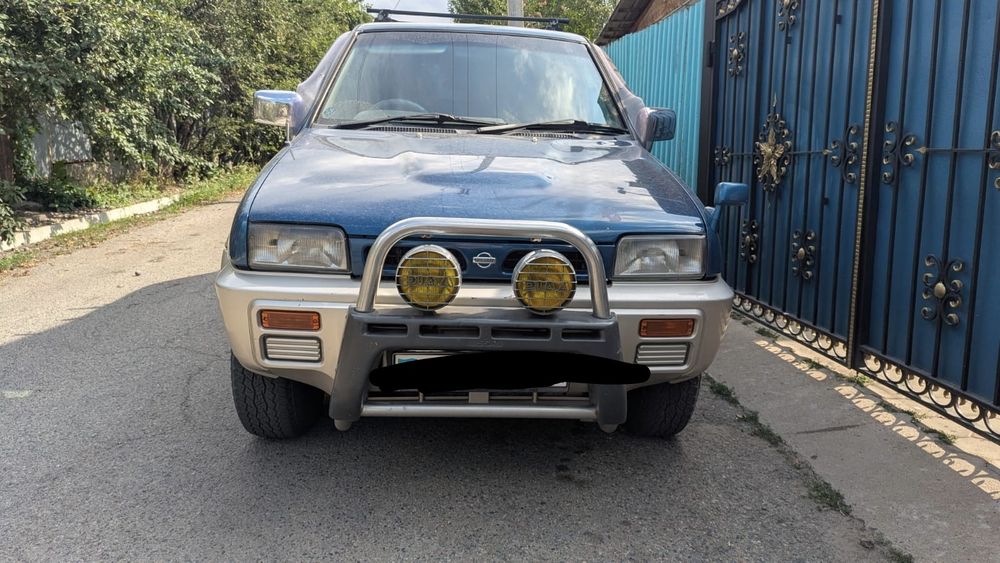 Продам Ниссан мистраль