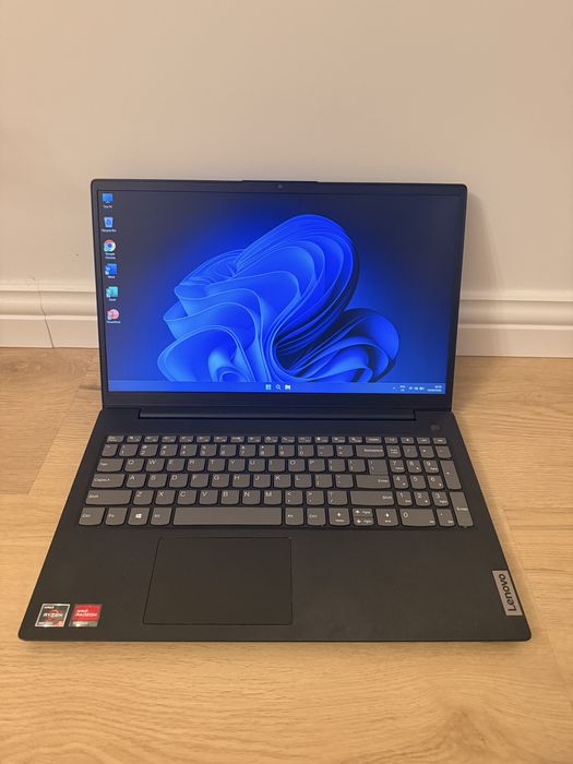 Laptop Lenovo V15 G2 Ryzen 5, 8GB Ram, 512 GB SSD