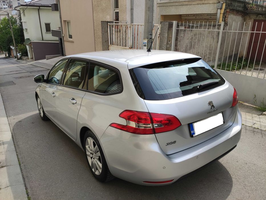 Пежо 308 SW, комби, дизел, производство 11.2014  в отлично състояние