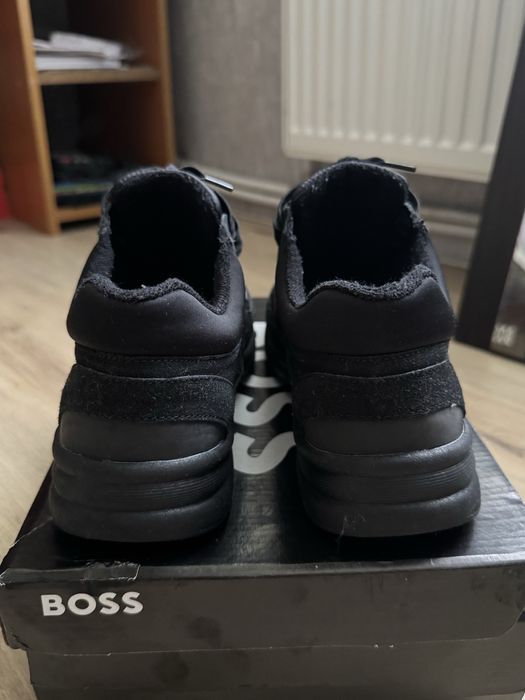 Chanel CC runner triple black