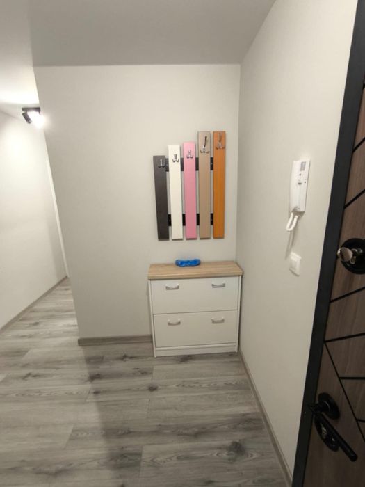 Дава се под наем Тристаен апартамент в Пловдив, Остромила - 120 кв.м за 700 € - Снимка #9