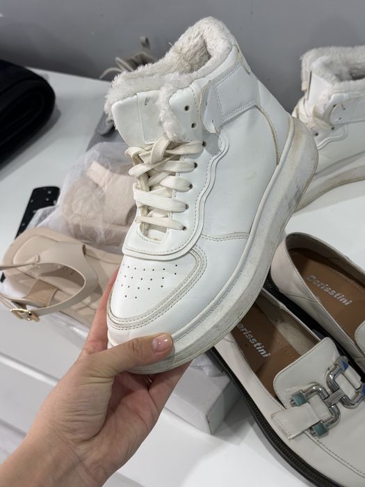 Каждая по 5000тг