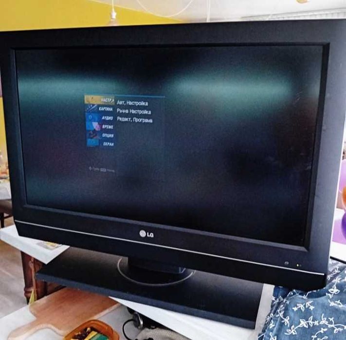 Телевизор LG 32 "