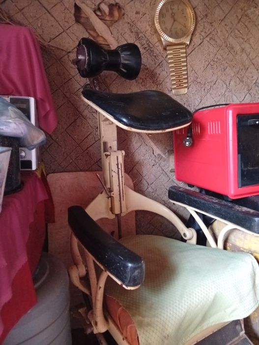Scaun stomatologie vechi funcțional.
