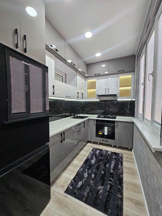 Метро Ойбек - 2-комнатная квартира в центре города!