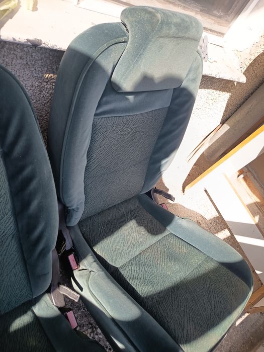 Седалки за пежо 307