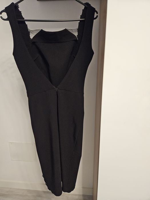 Rochie neagra eleganta