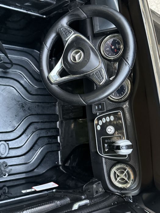 Mercedes X-Class двуместен