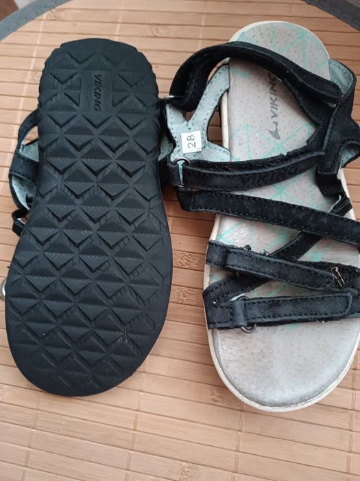 Детски сандали номер 28