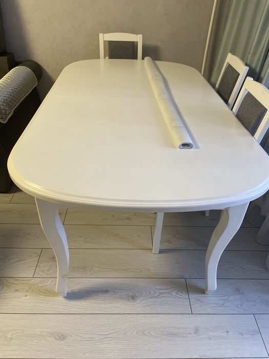 Продам стол  для гостиной