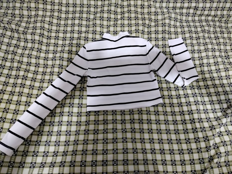 Продам лонгсливы 42-44