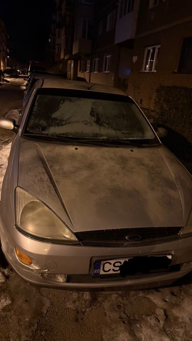 Ford focus 1 benzina