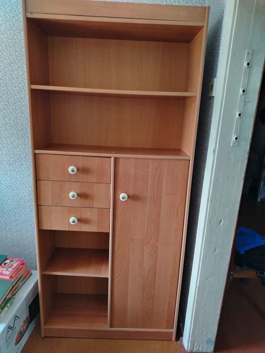 Продам стенку. Все шкафы отдельные.