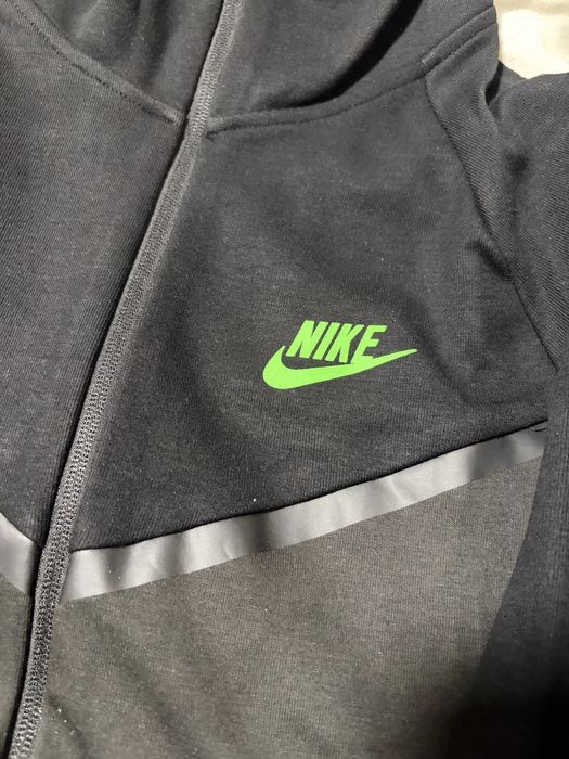 Nike Tech Fleece 12-13