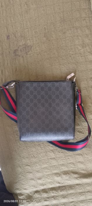 Продам барсетку Gucci
