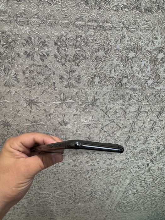 Iphone 11 pro 77 yomks