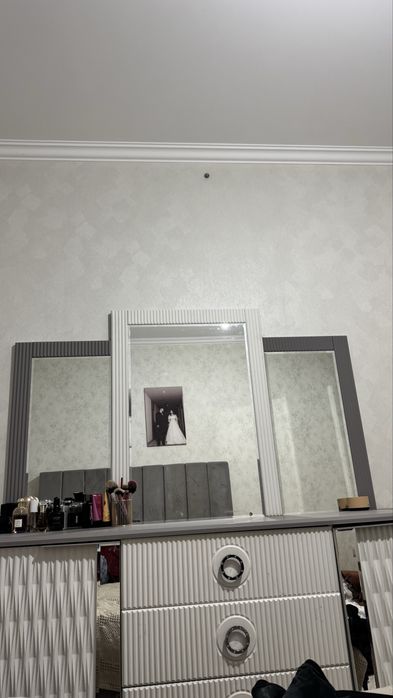 Туалетная столик,и тумба