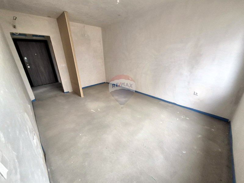 Продава се Двустаен апартамент в Варна, Младост 2 - 65 кв.м за 1192 €/кв.м - Снимка #7