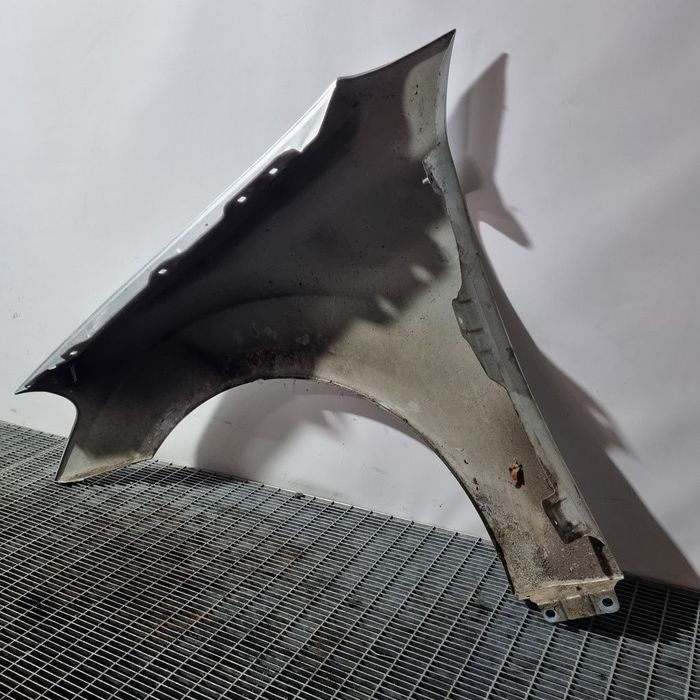 Aripa Dreapta Fata Mercedes ML W164 2005 - 2008 4 Usi Reflex Silver 164 (1446)