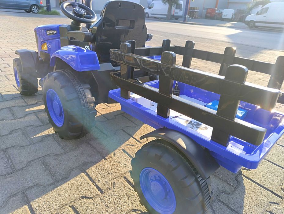 TEXAS акумулаторен трактор с ремарке RANCHER син