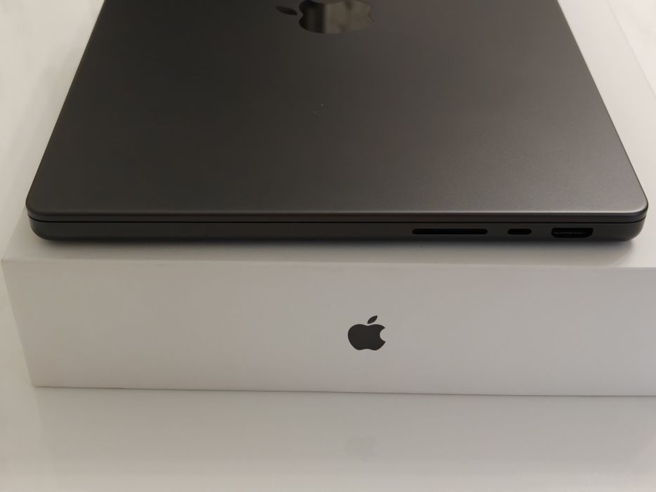 MacBook Pro 14 M5PRO 24/1TB 100%