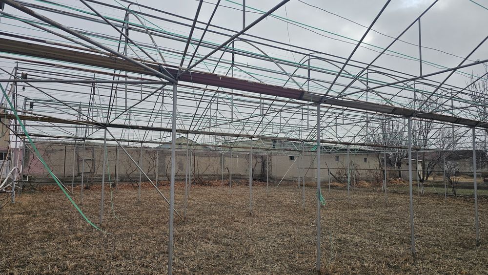 Issiqxona sotiladi 6sotix