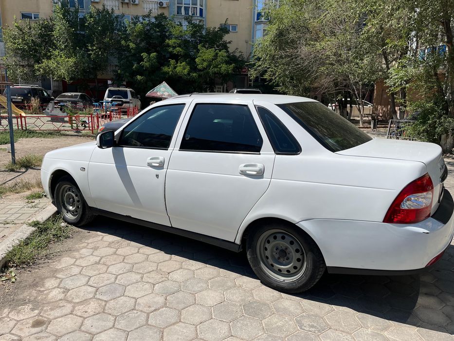 Приора 2170 седан