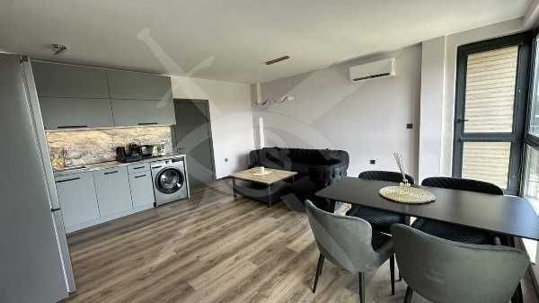 Тристаен апартамент в Центъра! 11862871