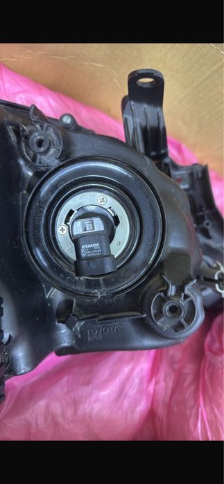 Продам передние фары