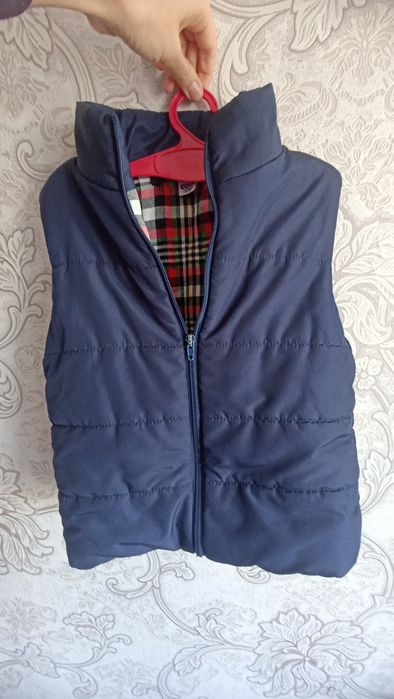 Продам вещи на девочку 5-7 лет