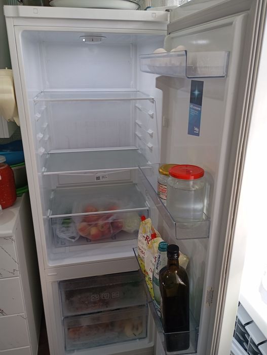Продам холодильник Beko