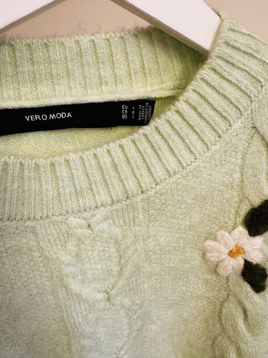 Vero Moda пуловер с бродерии