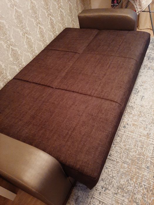 Продам диван недорого