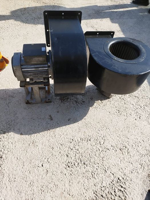 Ventilator centrifugal