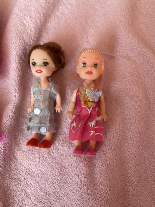 Кукла барби и две маленьких