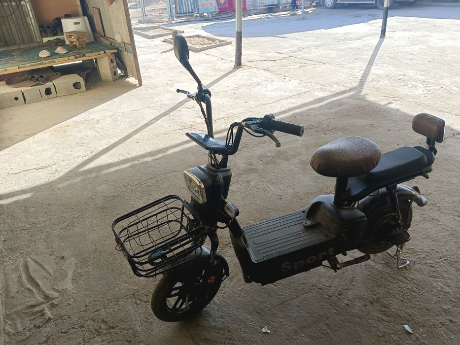 Продам электросамокат