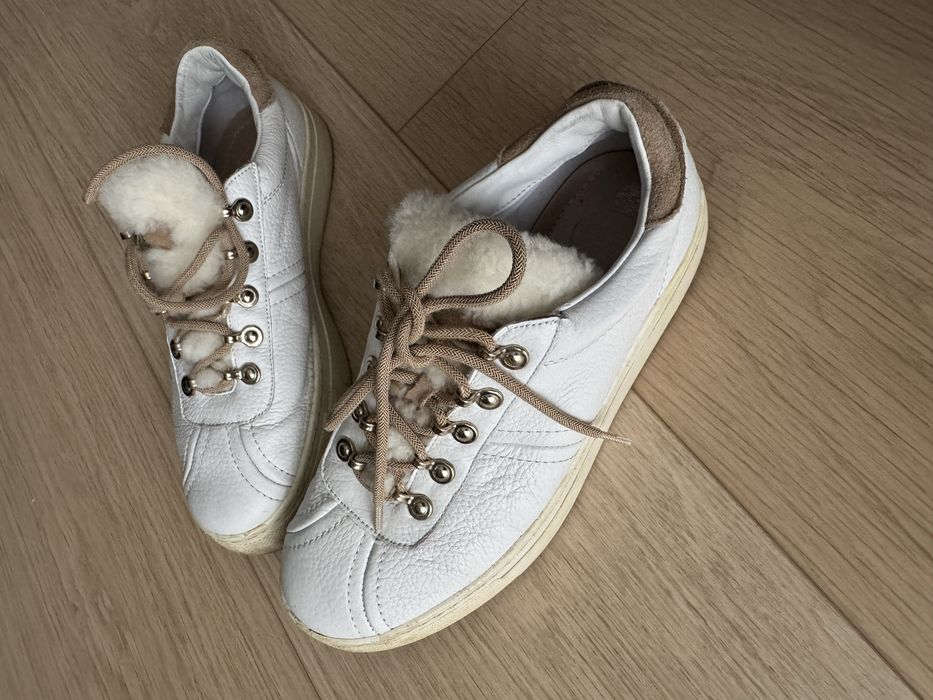 Massimo Dutti дамски  кецове от ест.кожа -37номер