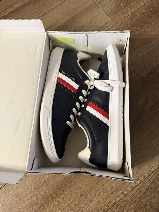 Мужские кроссовки