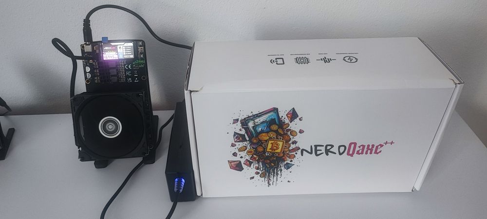 Vand Bitcoin Lottery miner NERDQAXE 4.8T