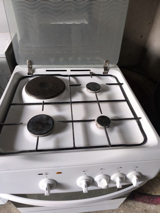 Срочно продаётся газ плиту