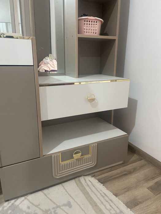 Комот.Почти новый